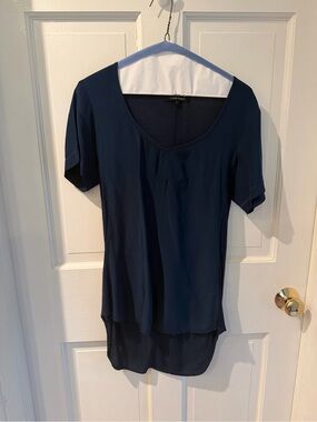 Nanette Lepore Silk Rayon Navy Blouse Scoop Neck Short Sleeve S